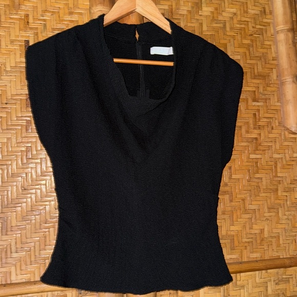 ASTR the label black square shoulder textured blouse Large - Picture 1 of 7